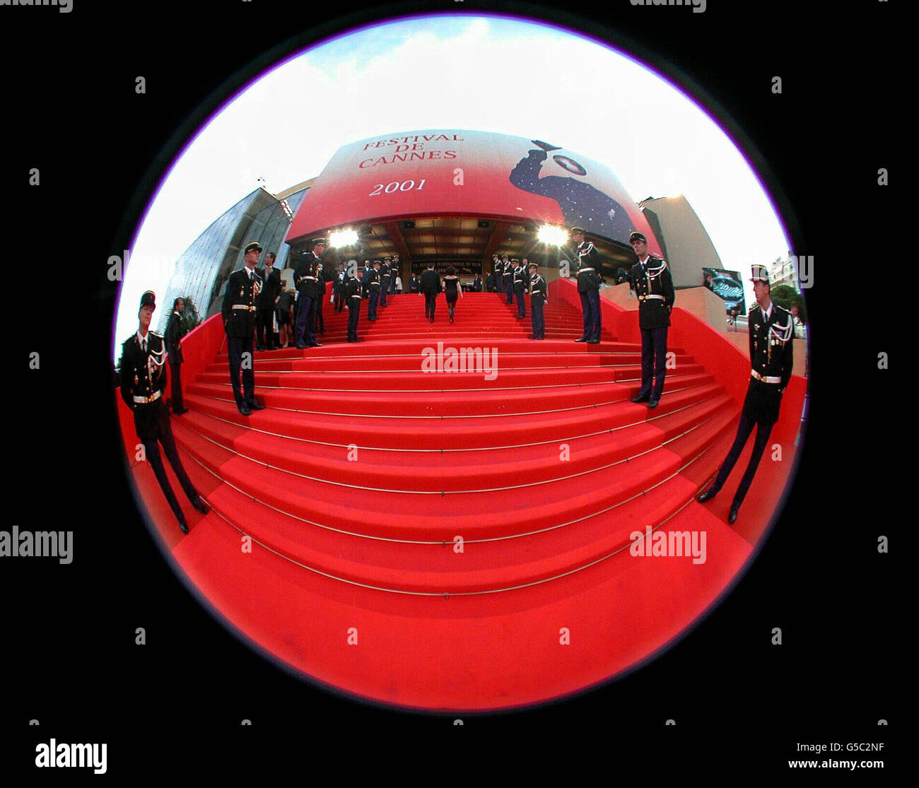 Vista generale del famoso tappeto rosso al Palais des Festivals, durante il Festival del Cinema di Cannes, Francia. Foto Stock