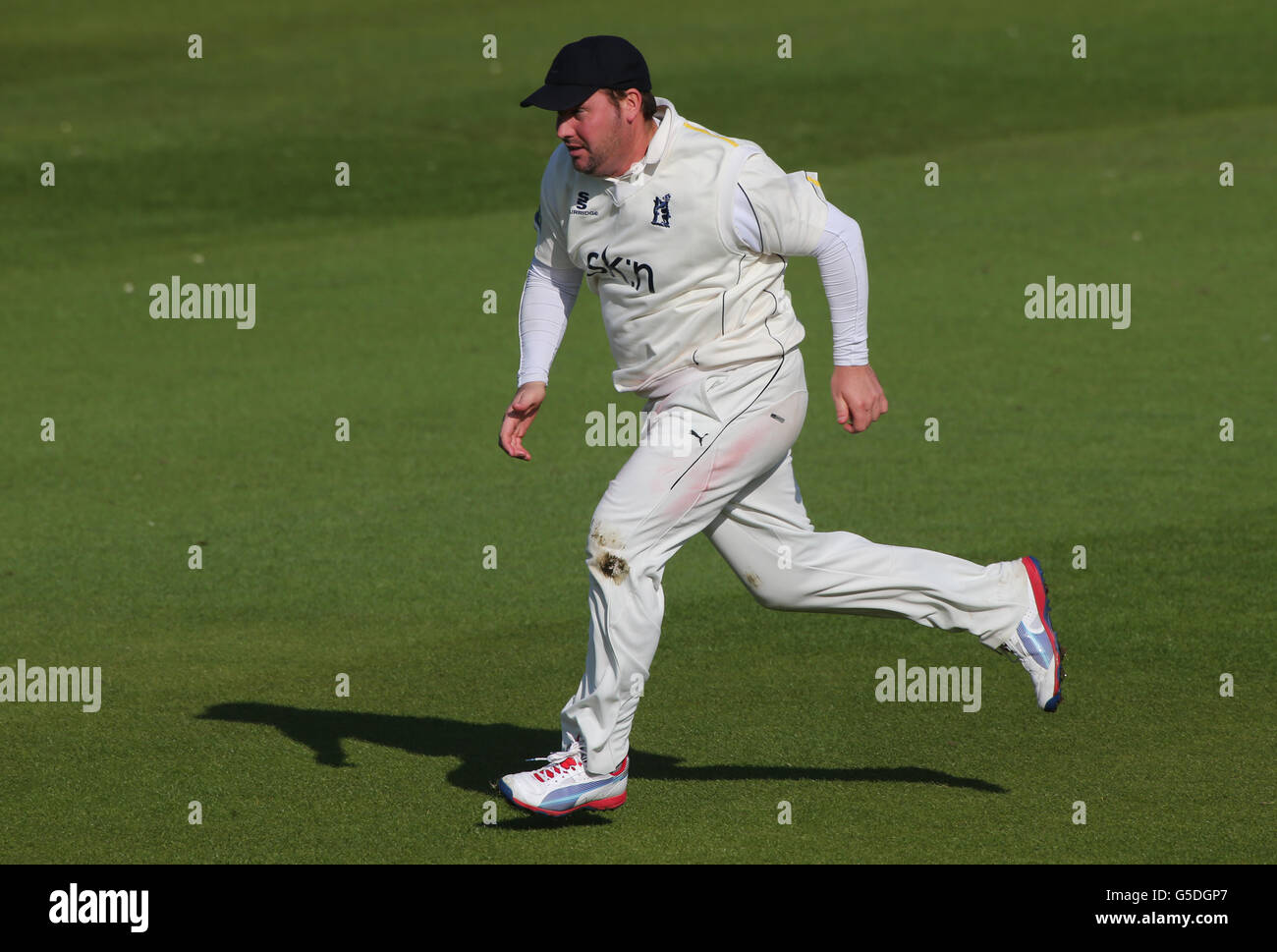 Il fielder del Warwickshire Ian Blackwell durante la partita del campionato della contea di LV a Edgbaston, Birmingham. PREMERE ASSOCIAZIONE foto. Data immagine: Giovedì 30 agosto 2012. Vedi la storia della PA: CRICKET Warwickshire. Il credito fotografico dovrebbe essere: Nick Potts/PA Wire. Foto Stock