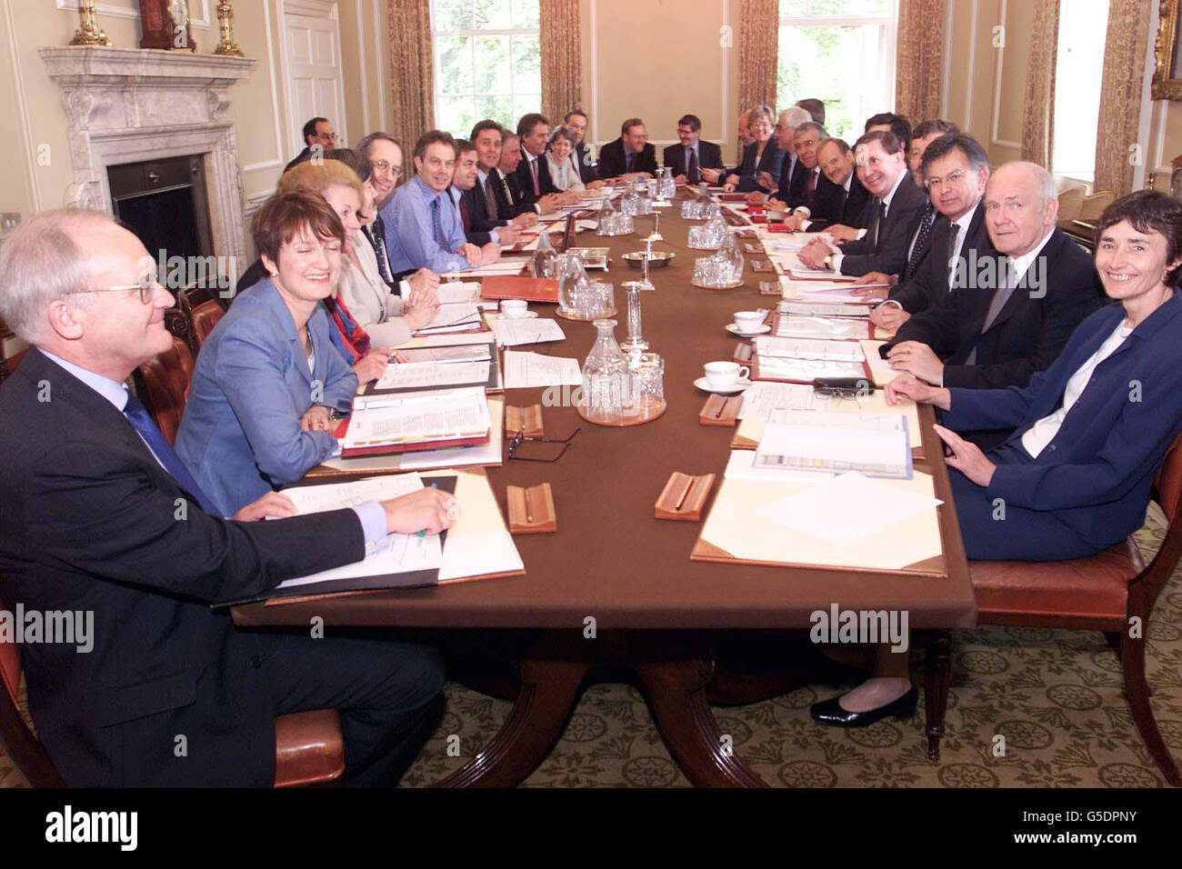Blair è di nuovo gabinetto di governo Foto Stock