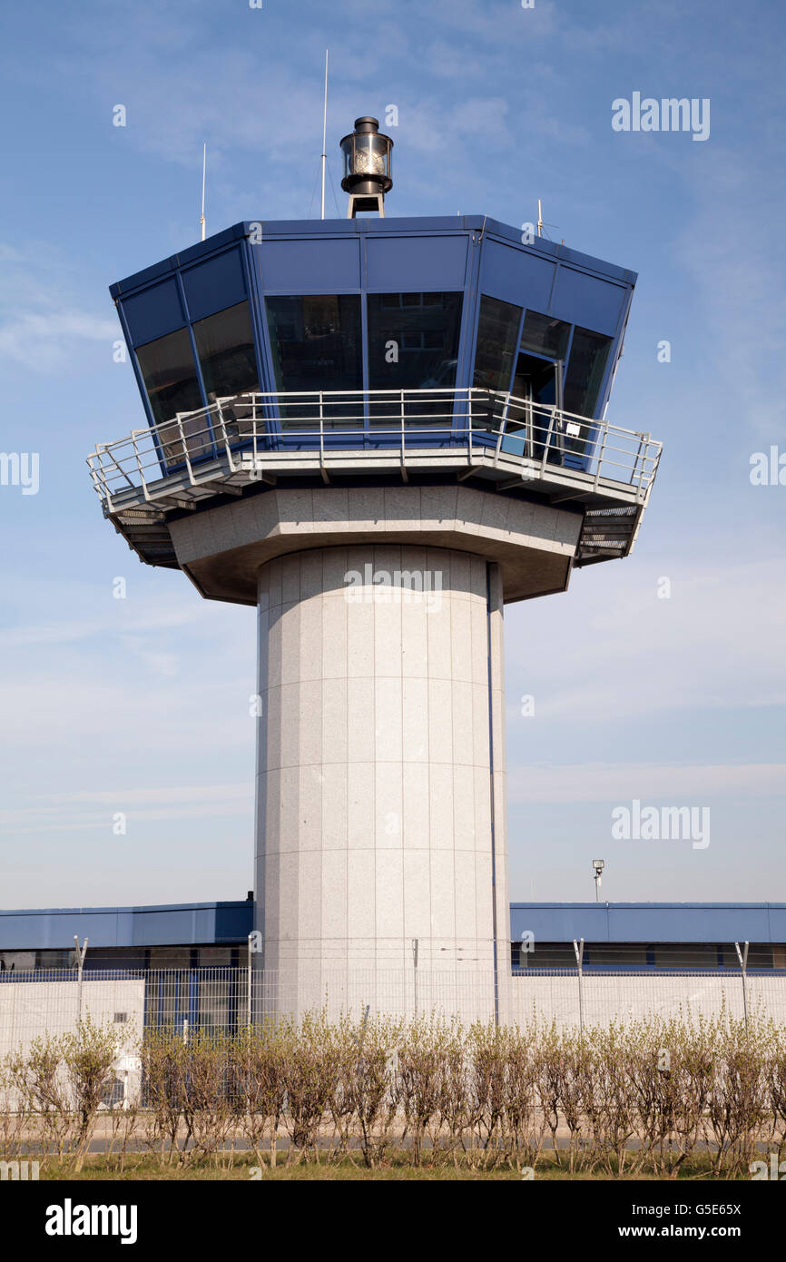 Torre a Dortmund Airport, la zona della Ruhr, Renania settentrionale-Vestfalia, PublicGround Foto Stock