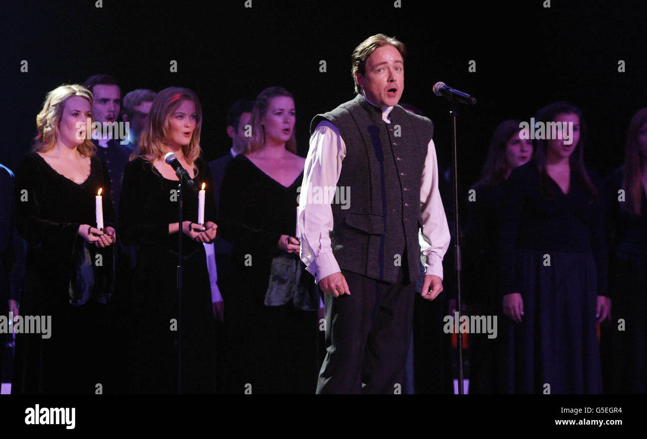 Il gruppo vocale Anuna si esibirà stasera al Notre Dame - un concerto di benvenuto a in O2 a Dublino. Foto Stock