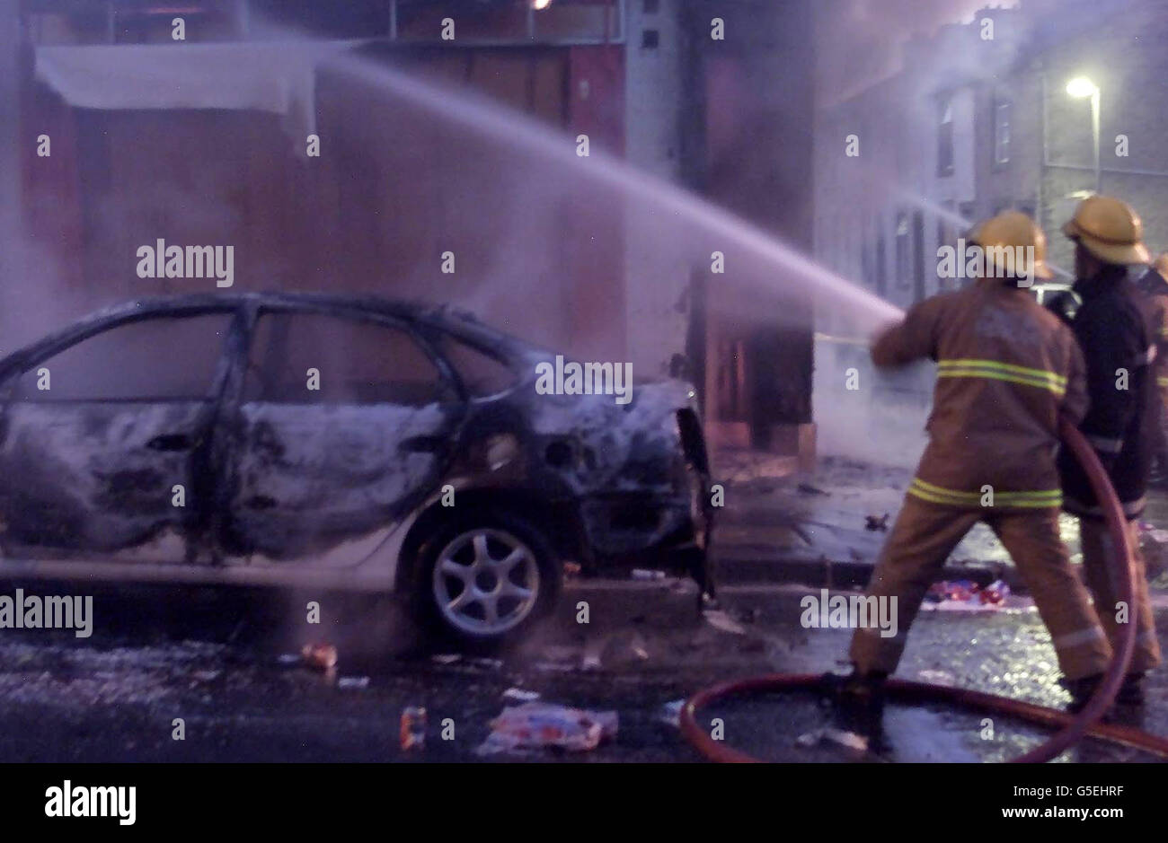 Burnley gara scontri per i vigili del fuoco Foto Stock