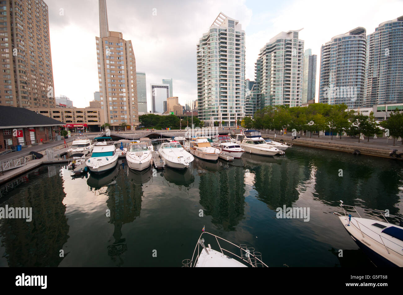 America del nord, Canada Ontario, Toronto, Queens Quay Foto Stock