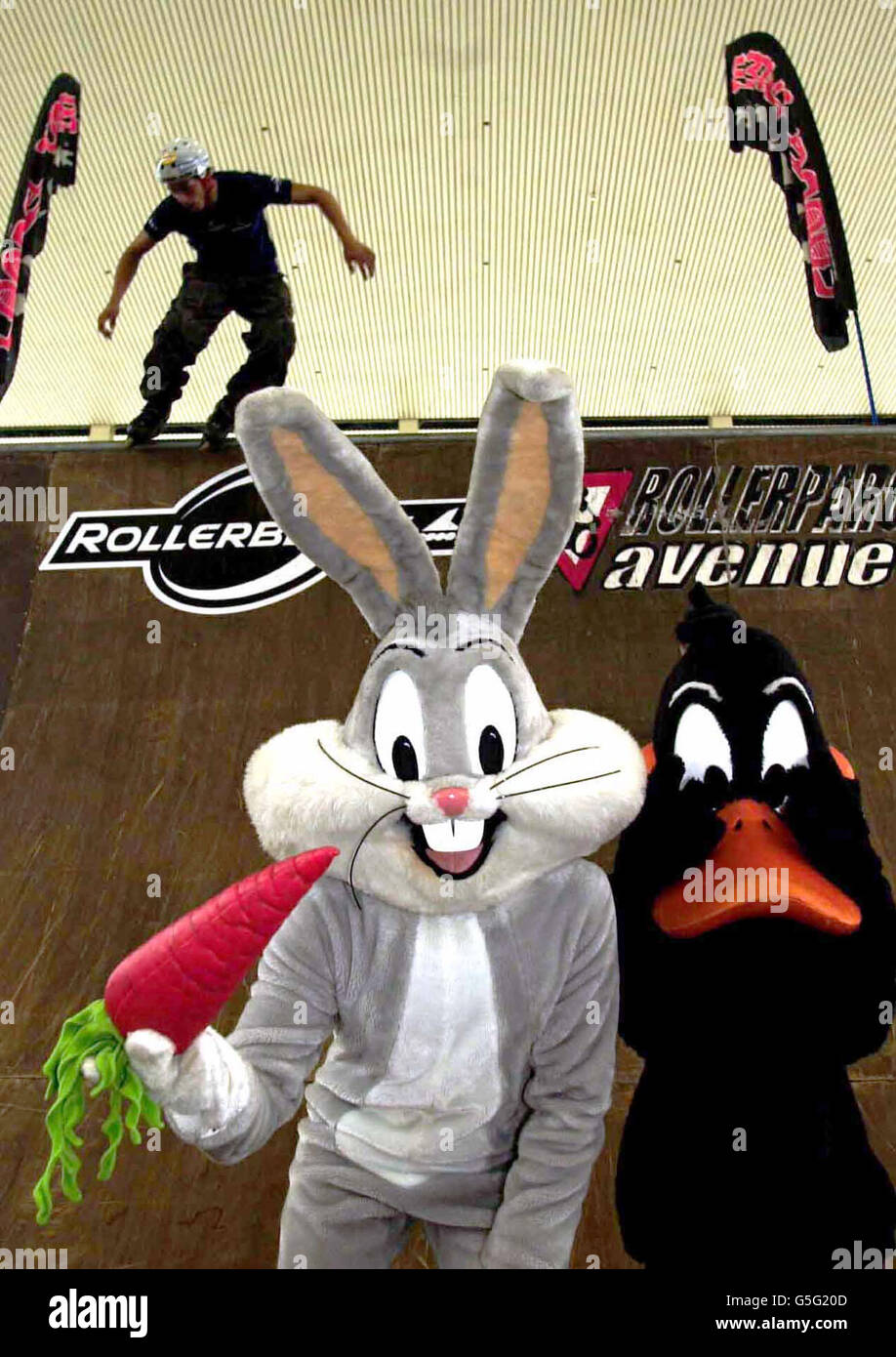 Loony Tunes Rollerblade Foto Stock