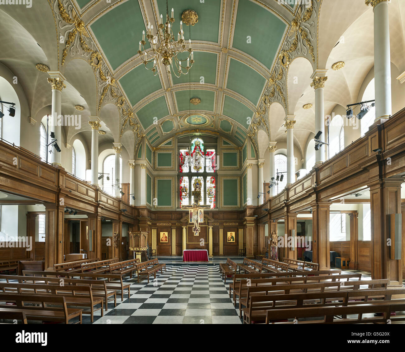 St Andrew Holborn, Londra: navata interno a est Foto Stock