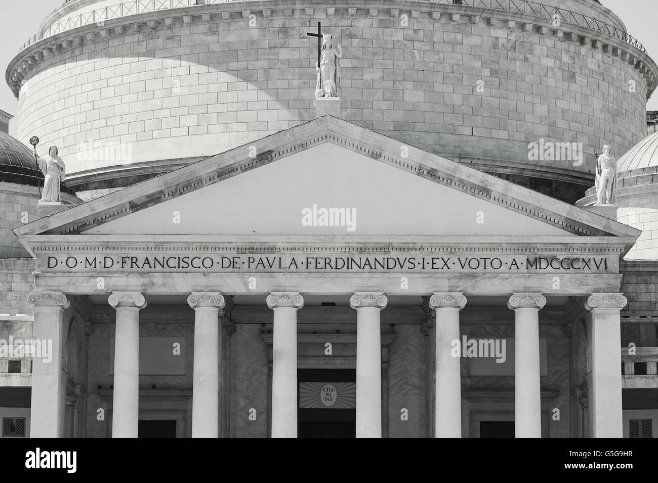 Chiesa di San Francesco di Paola Piazza Del Plebiscito Napoli Campania Italia Europa Foto Stock