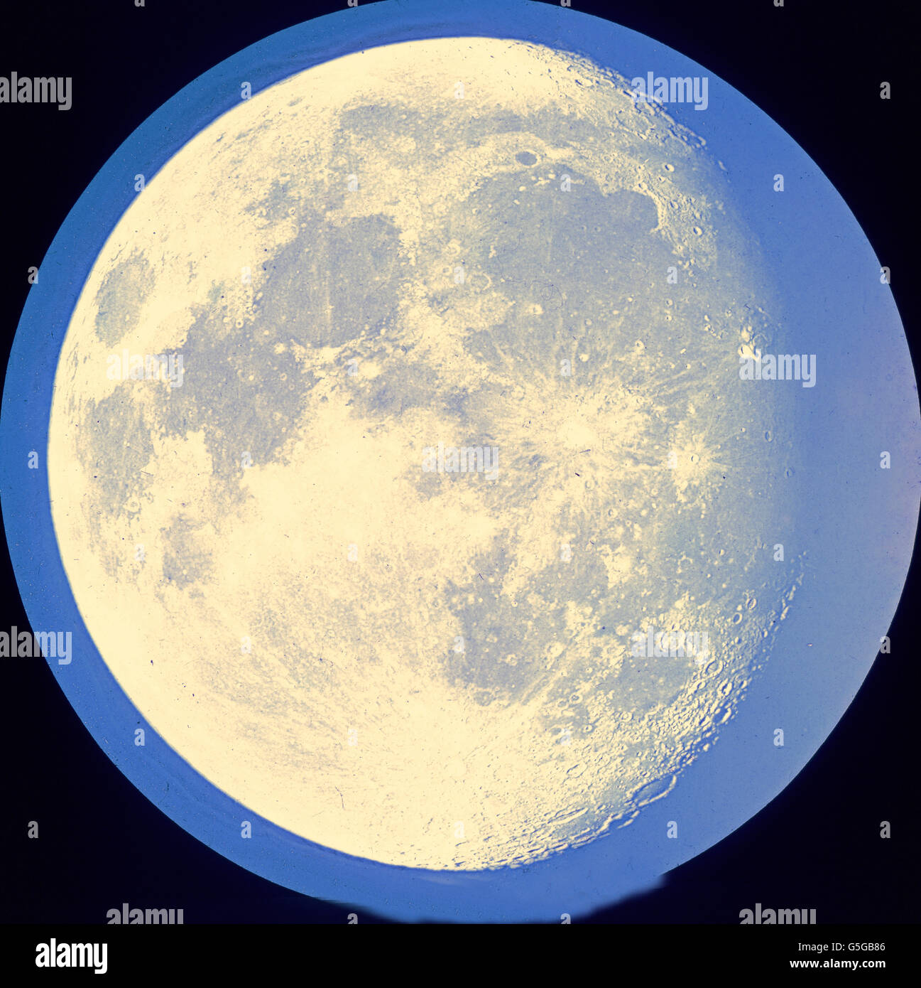 Der Mond. La luna. pianeta, satellite, sistema solare, lunare, astronomia, scienze, volcanicity vulcanismo, geologia, storia, storico, 1910S, 1920s, xx secolo, archivio, Carl Simon, colorate a mano su vetrino. Foto Stock