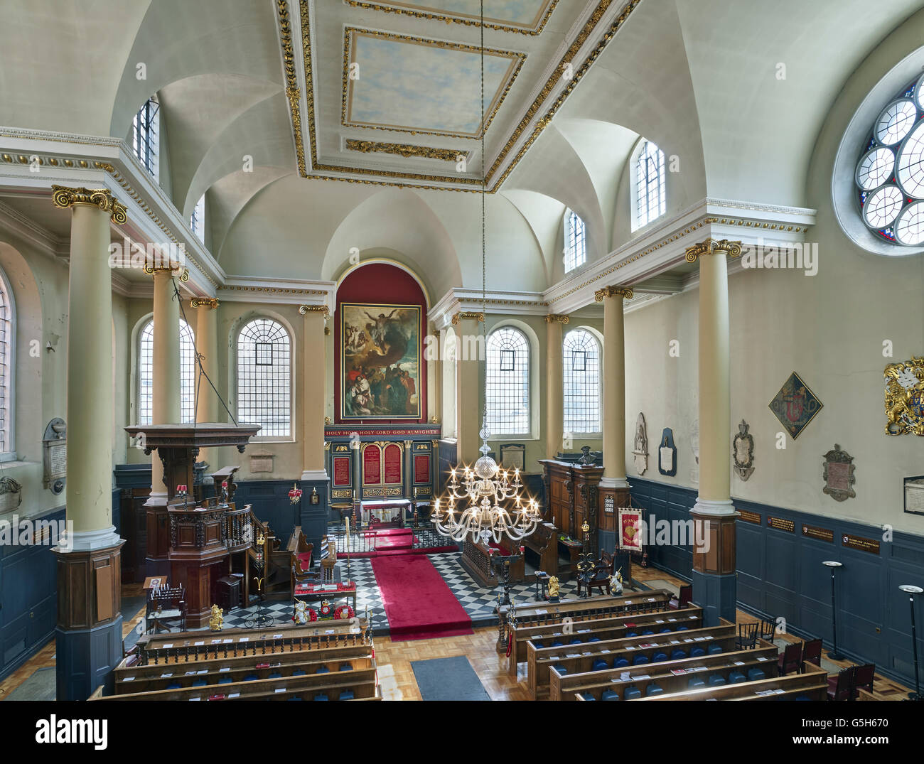 St James Garlickhythe, chiesa della città di Londra. La navata centrale Foto Stock