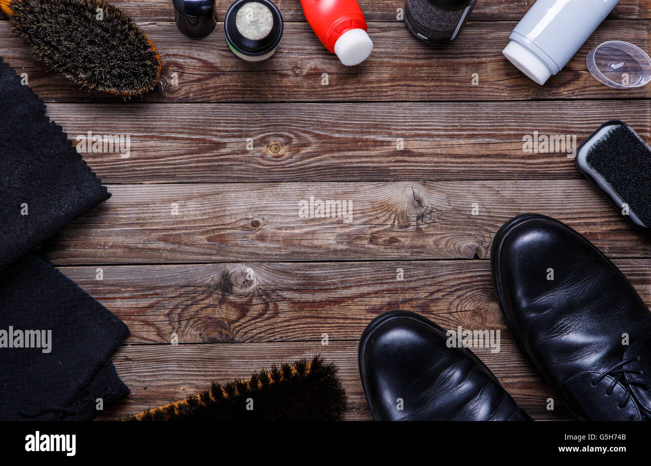 Spazzole, cera, scarpe, accessori Foto Stock