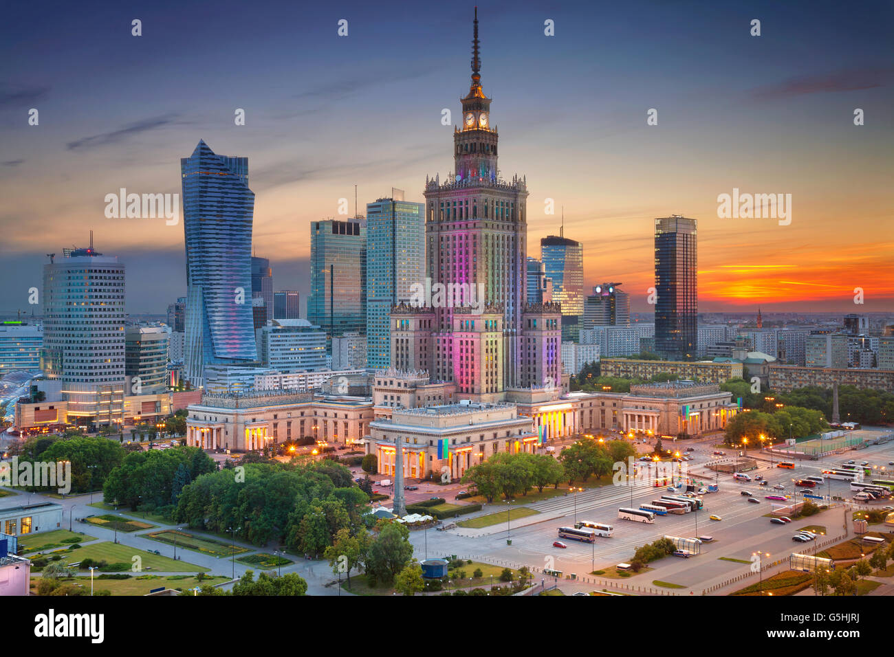Varsavia. immagine di Varsavia, Polonia durante il blu crepuscolo ora. Foto Stock