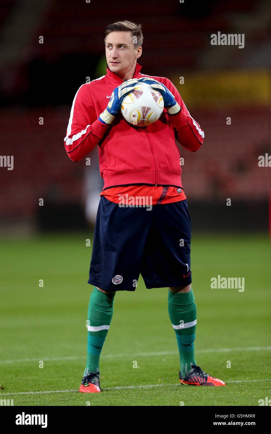 Calcio - UEFA Europa League - Gruppo F - PSV Eindhoven v AIK - Philips Stadion. Przemyslaw Tyton, portiere di PSV Eindhoven Foto Stock
