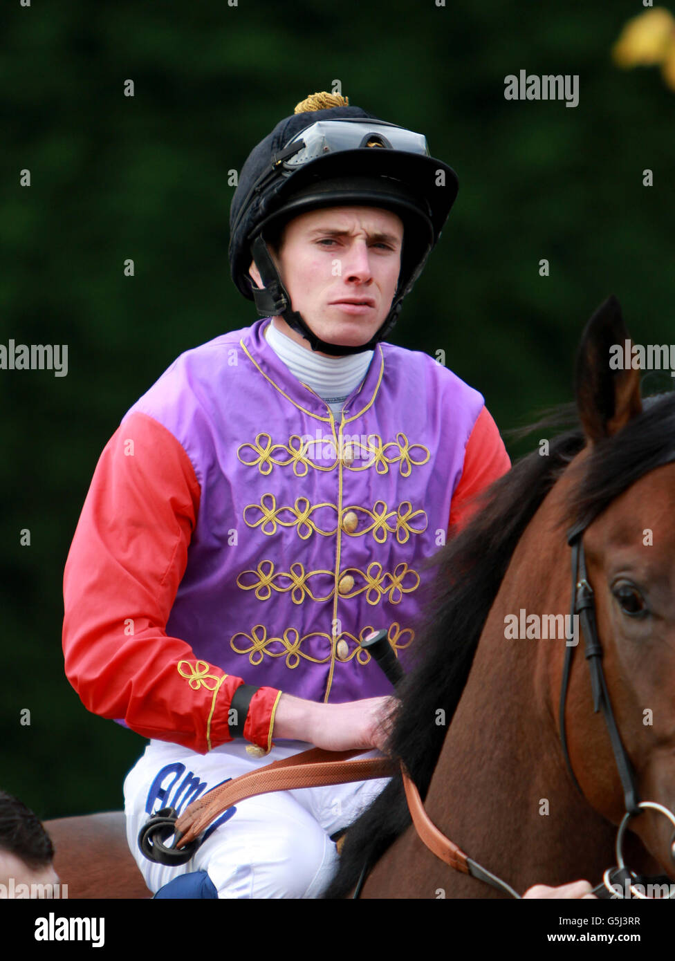 Jockey Ryan Moore prima del BDN Construction E.B.F. Maiden Stakes all'ippodromo di Nottingham, Nottingham. Foto Stock