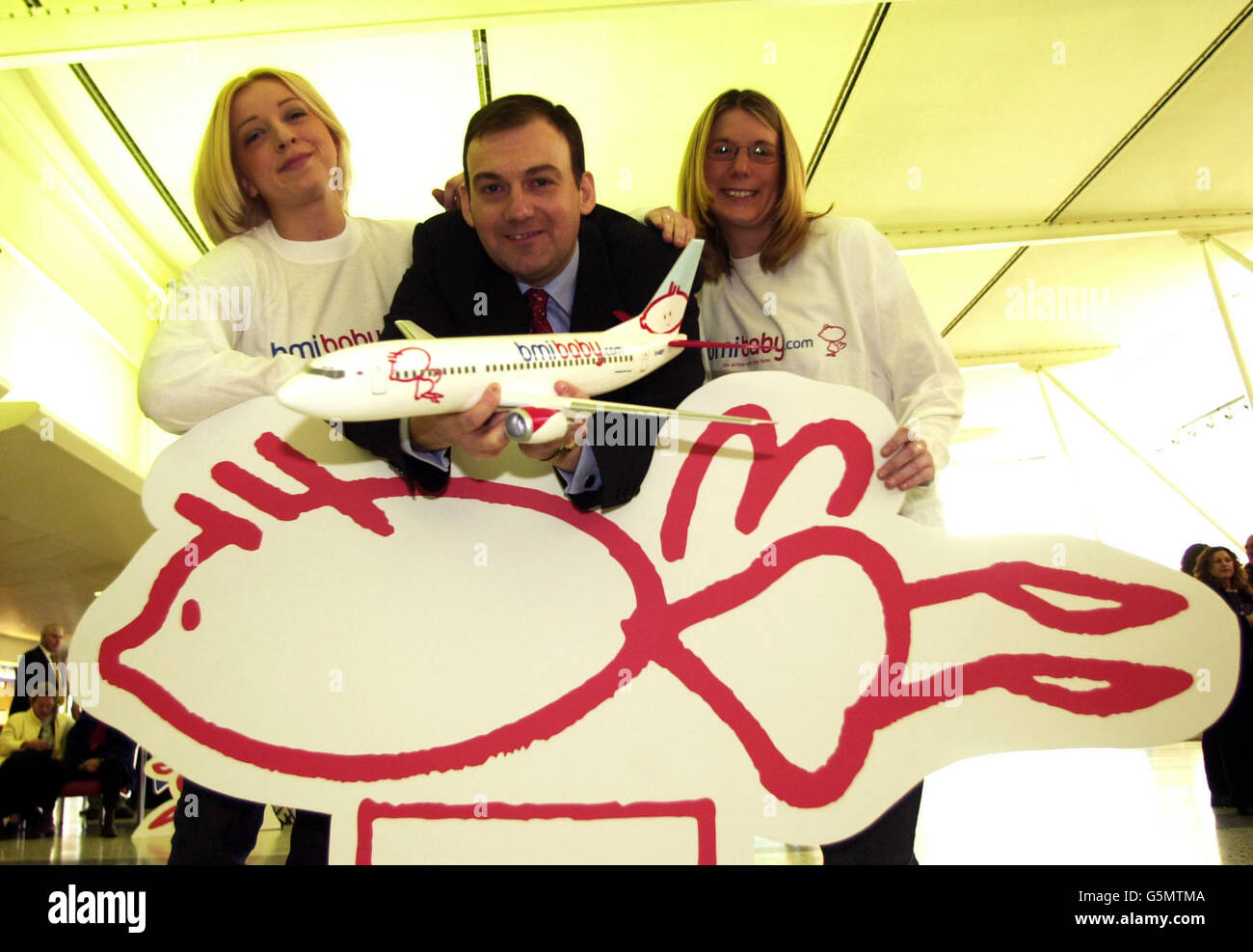 Tony Davies amministratore delegato della nuova compagnia aerea low cost BMI Baby con sede all'aeroporto delle East Midlands. La compagnia aerea che lancia voli verso 7 destinazioni europee. Foto Stock