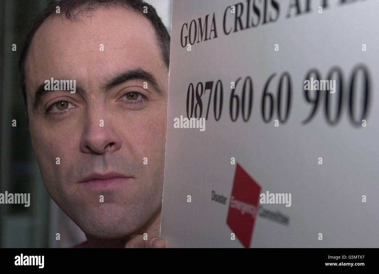 James Nesbitt, la star dei piedi freddi, ha dato il suo tempo di frontare il lancio di un grande appello da parte delle maggiori agenzie di aiuto britanniche per aiutare le persone la cui vita è stata lacerata dal vulcano vicino a Goma, nella Repubblica Democratica del Congo. * il Discheves Emergency Committee (DEC) Goma Crisis Appeal è stato lanciato in una conferenza stampa a Londra e sarà pubblicizzato su tutti i principali canali televisivi. Foto Stock