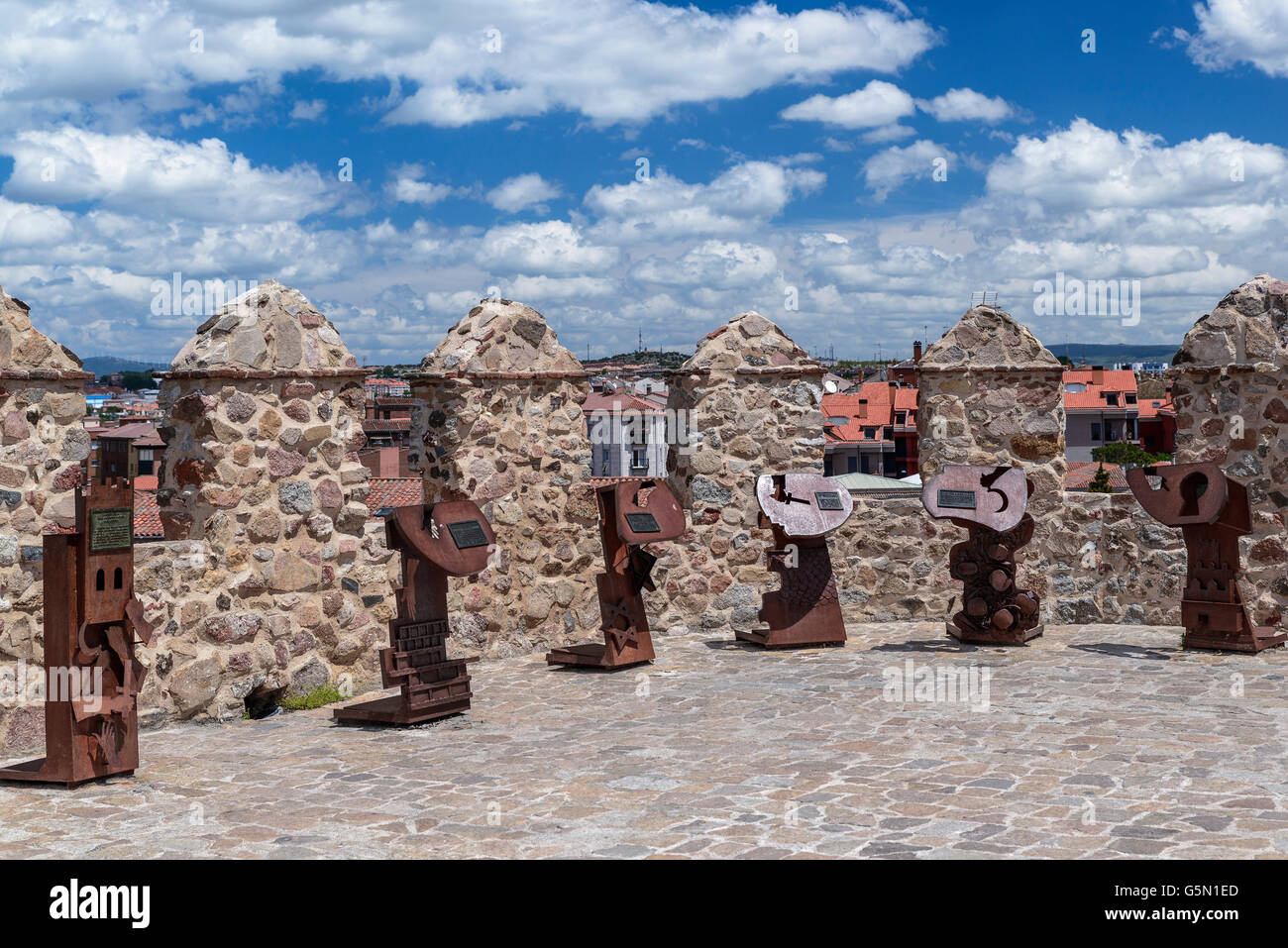 La scultura la Muralla, Avila, Castilla y Leon, Spagna Foto Stock