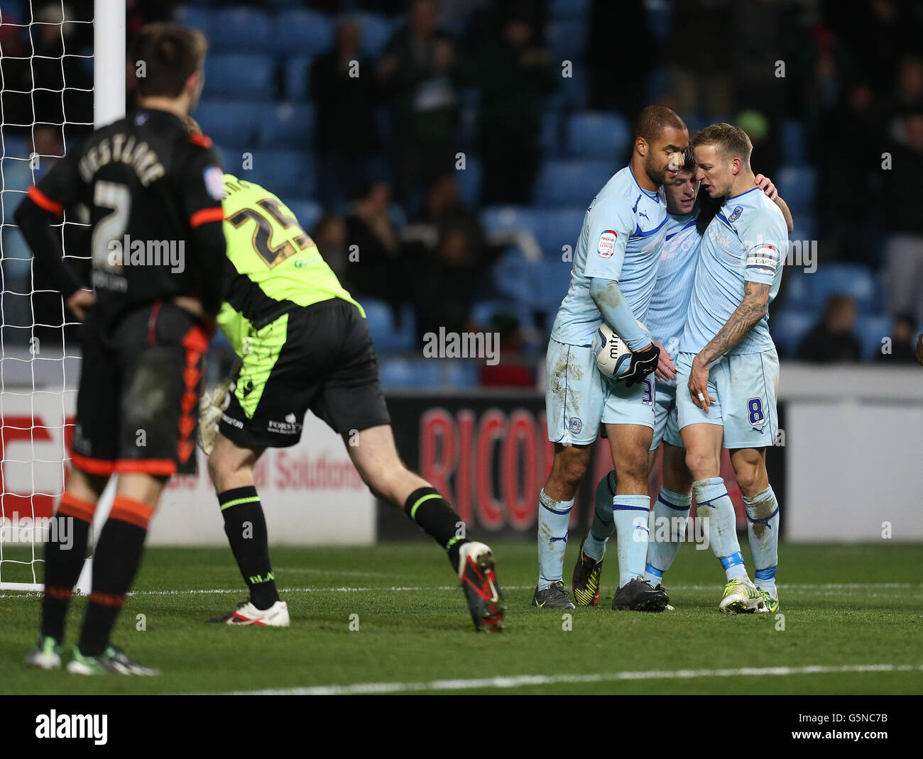 Calcio - Johnstone la vernice Trophy - sezione nord - Quarter-Final - Coventry City v Sheffield United - Ricoh Arena Foto Stock