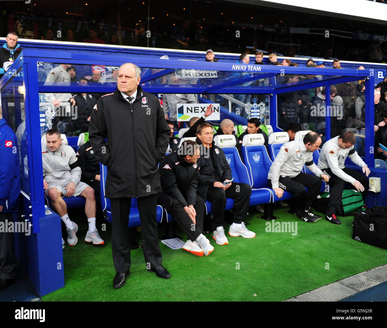 Calcio - Barclays Premier League - Queens Park Rangers v Fulham - Loftus Road. Martin Jol, manager di Fulham, prima del gioco Foto Stock