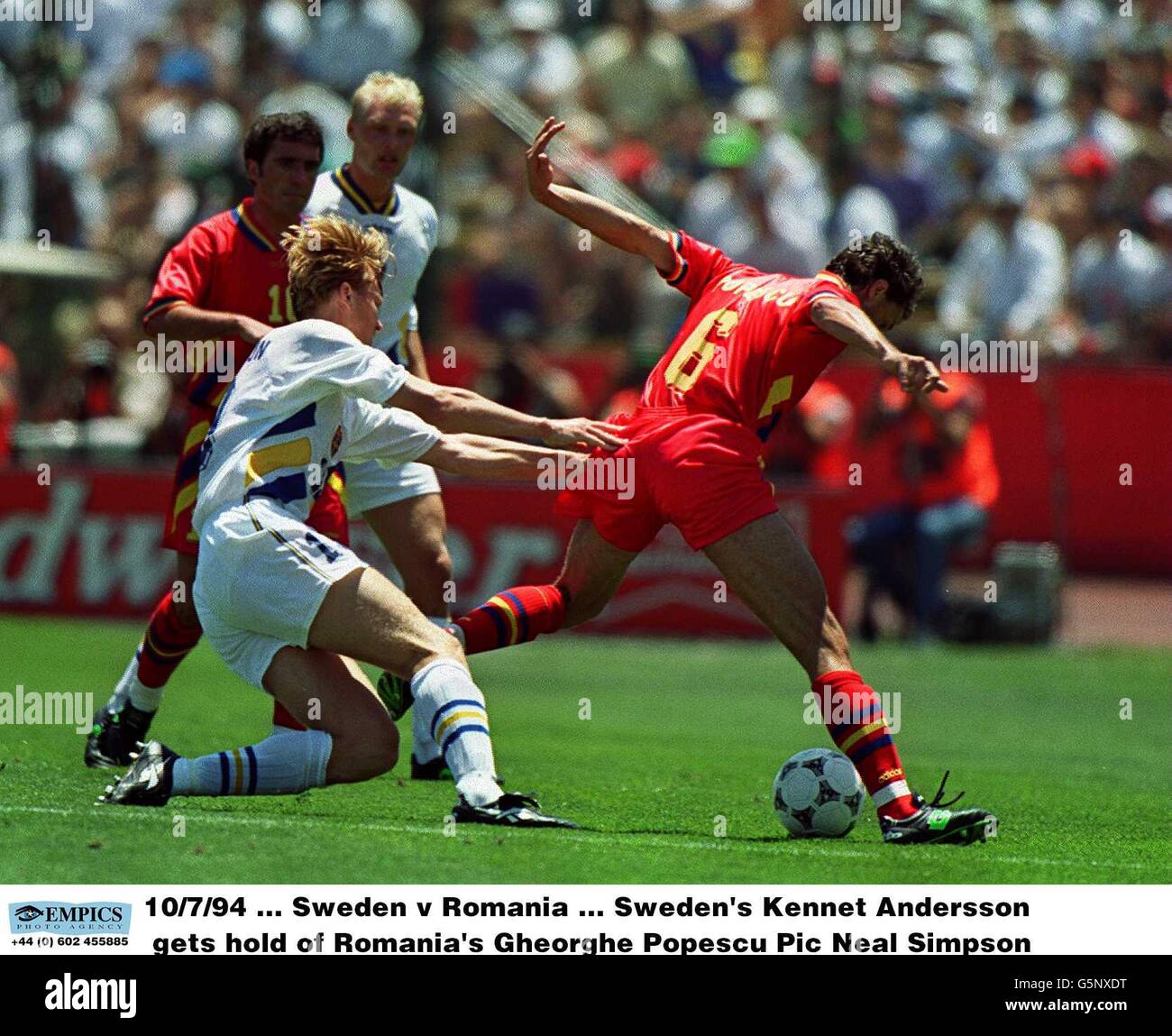 EMPICS, 4 Svezia v Romania .... Mondiali di Calcio 94 Foto stock - Alamy