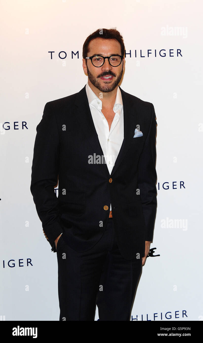 Jeremy Piven arriva alla festa di Tommy Hilfiger ed Esquire, celebrando la seconda London Collections:Men alla Zetter Townhouse di Londra. Foto Stock