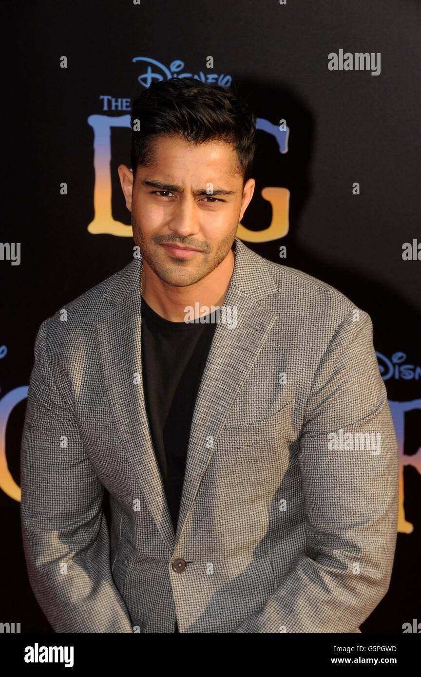 Los Angeles, CA, Stati Uniti d'America. Il 21 giugno, 2016. Manish Dayal presso gli arrivi per la BFG (Big Friendly Giant) Premiere, El Capitan theater, Los Angeles, CA 21 Giugno 2016. © Jared Milgrim/Everett raccolta/Alamy Live News Foto Stock