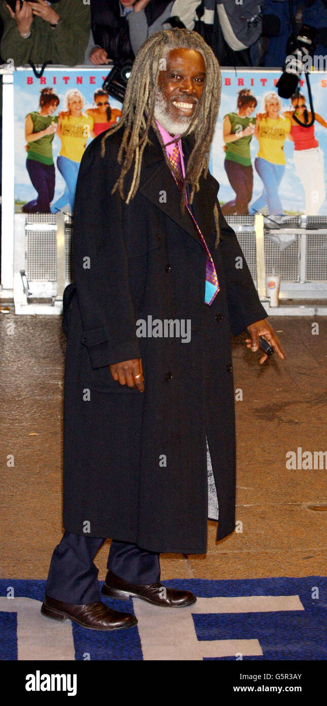 Billy Ocean arriva per la prima del lungometraggio di debutto di Britney Spears "Crossroads" all'Odeon di Leicester Square, Londra. Foto Stock