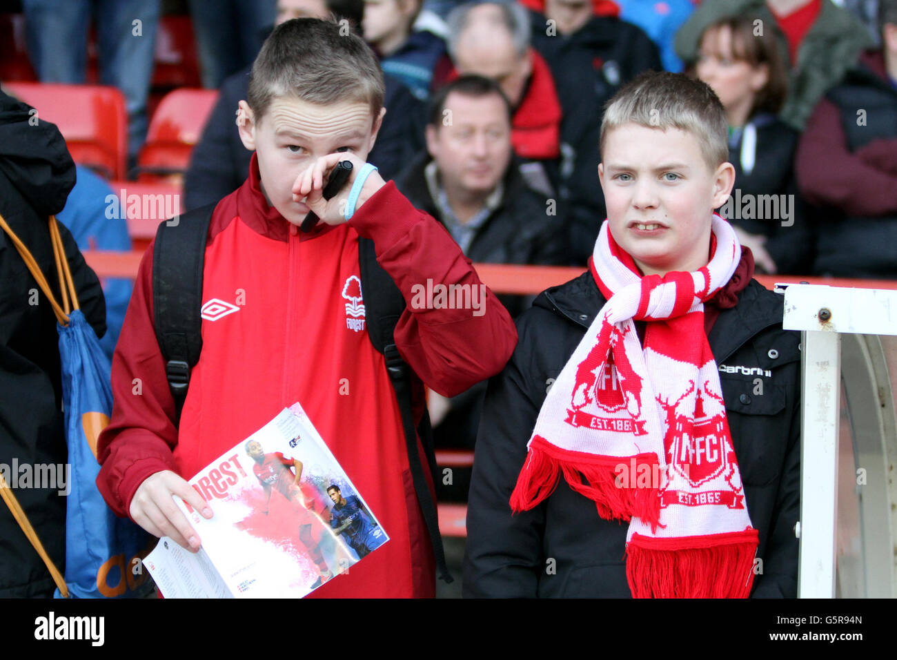 Calcio - FA Cup - Terzo Round - Nottingham Forest v Oldham Athletic - La massa della città Foto Stock