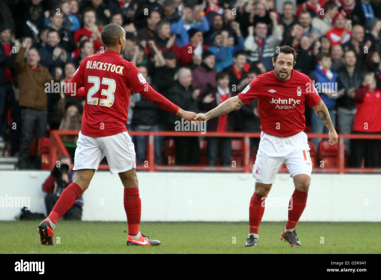 Calcio - FA Cup - Terzo Round - Nottingham Forest v Oldham Athletic - La massa della città Foto Stock