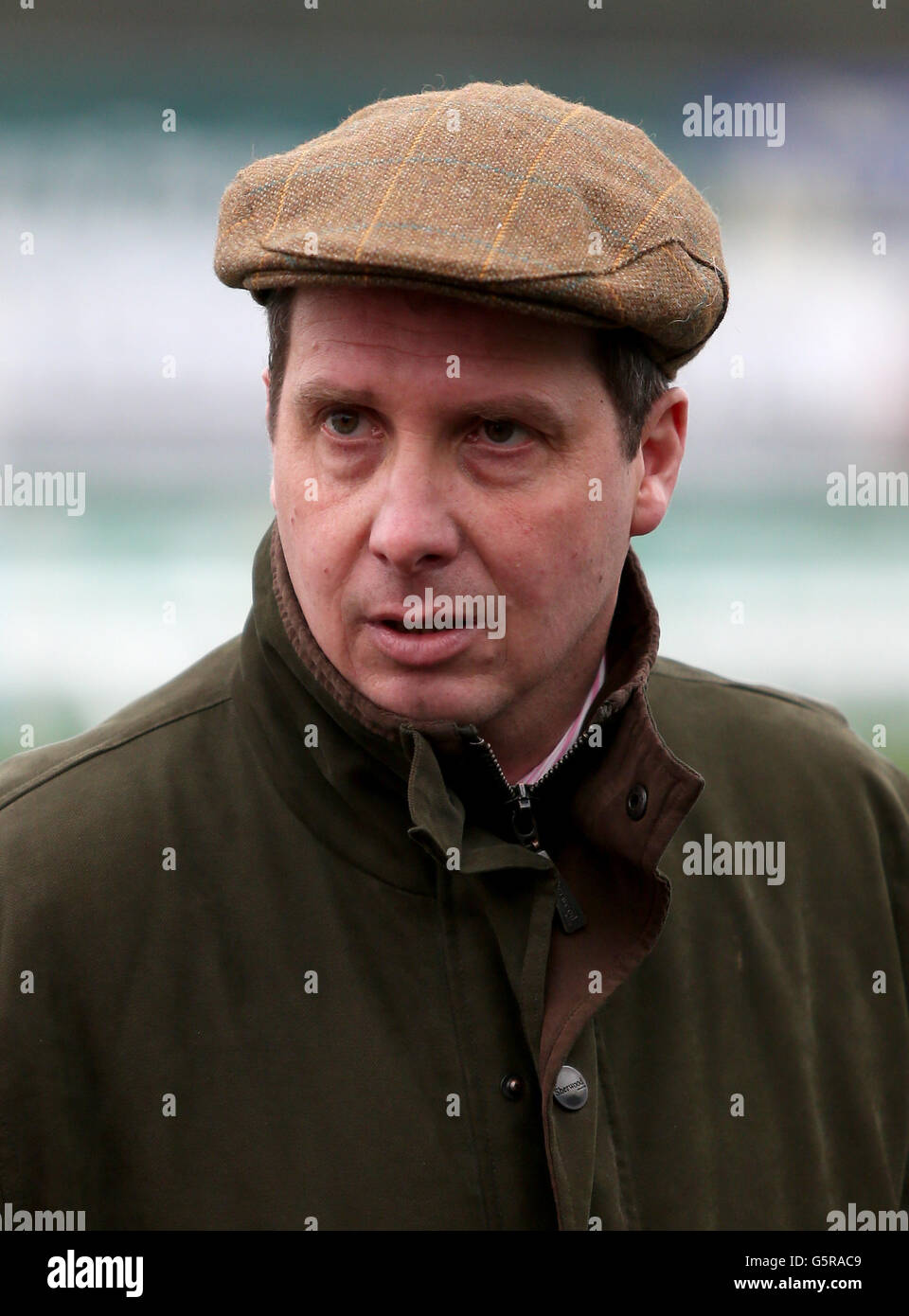 Corse di cavalli - Gennaio sale Race Day - Ippodromo di Chepstow. Allenatore Nigel Hawke al corso di corse di Chepstow, martedì 8 gennaio 2013. Foto Stock