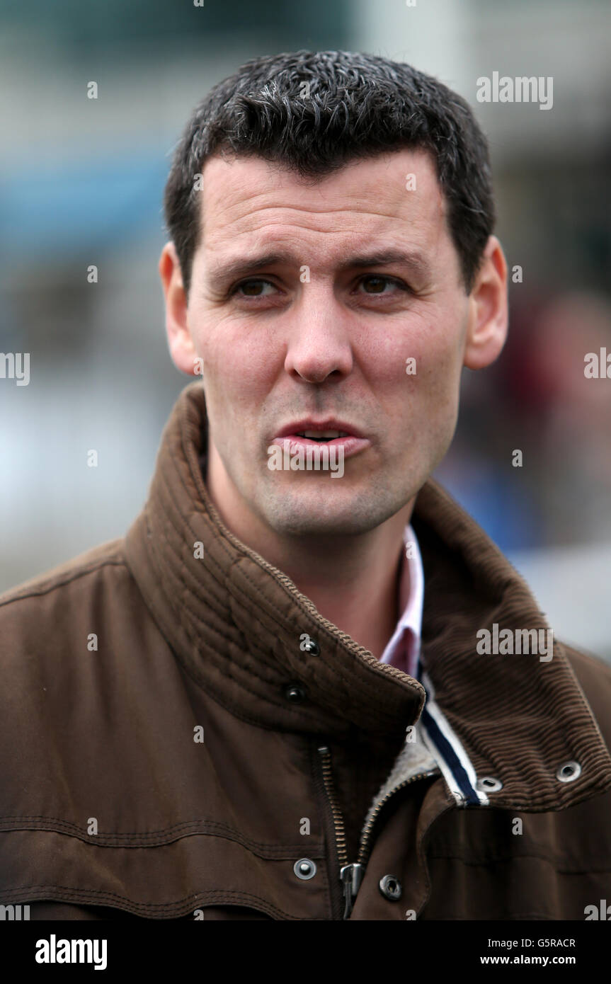 Trainer Tim Vaughan al corso di Chepstow, martedì 8 gennaio 2013. Foto Stock