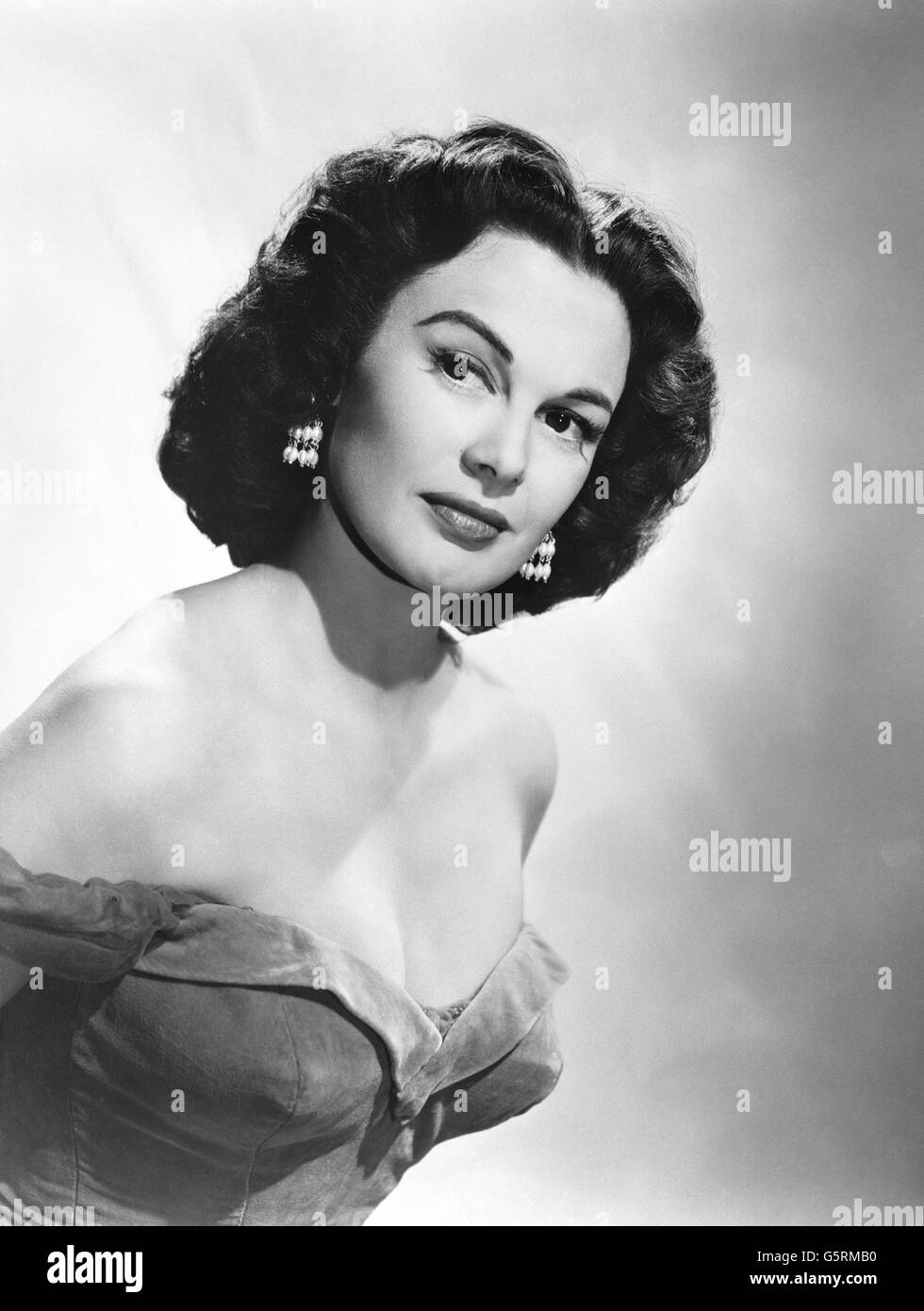 Film - Patricia Medina -1953. Studio dell'attrice inglese Patricia Medina. Foto Stock