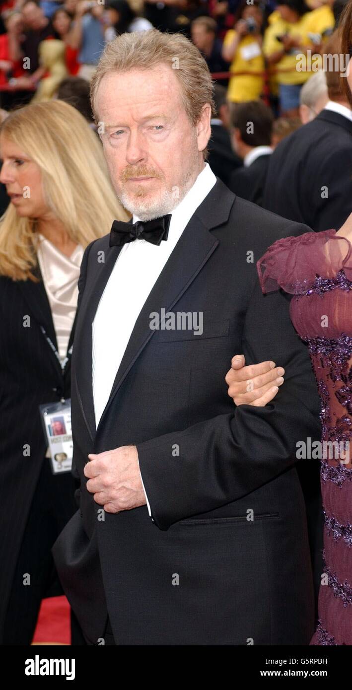 Il regista Ridley Scott arriva al 74a edizione degli Oscar (Annual Academy Awards) presso il Kodak Theatre di Hollywood, Los Angeles. Foto Stock