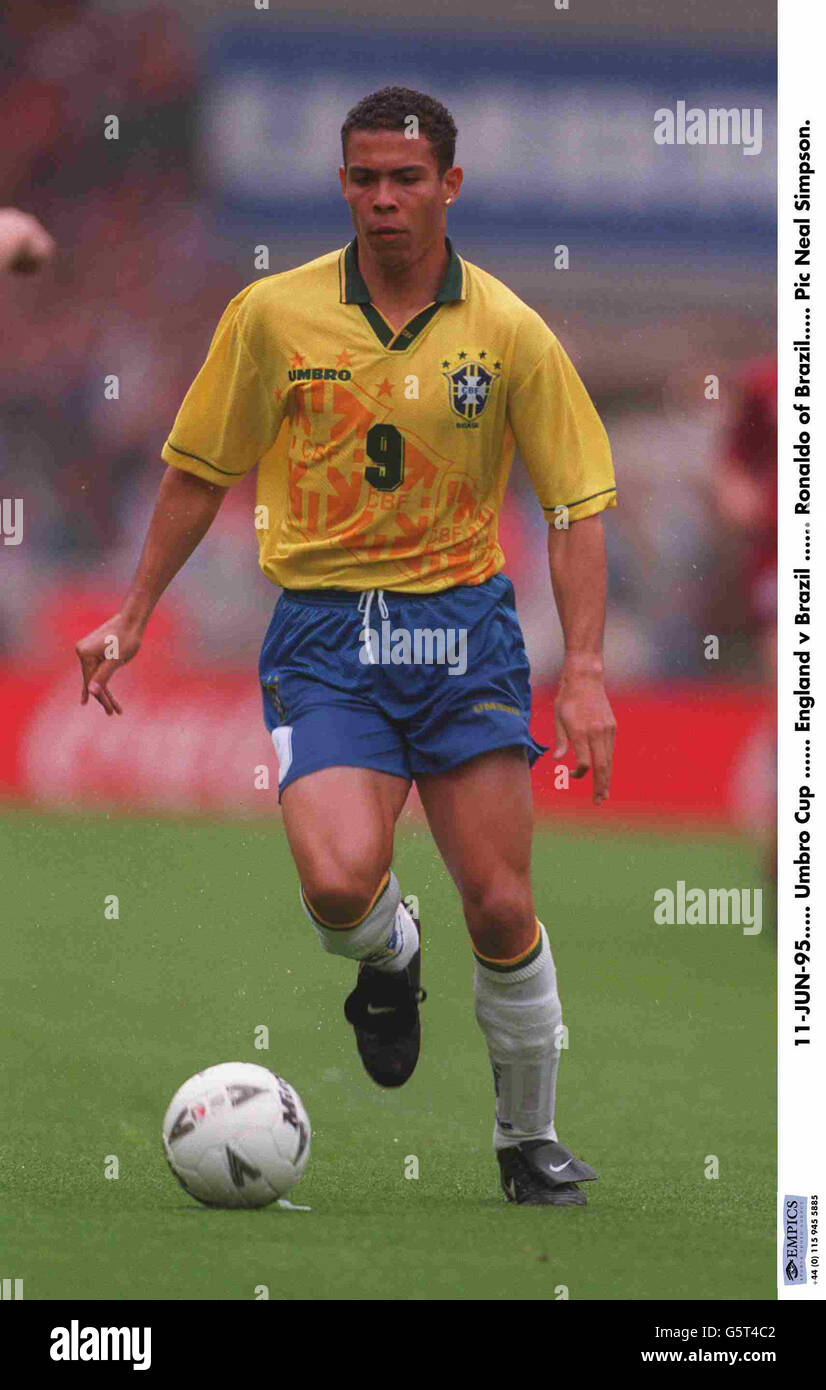Calcio - Coppa Umbro - Inghilterra v Brasile - Wembley Foto stock - Alamy