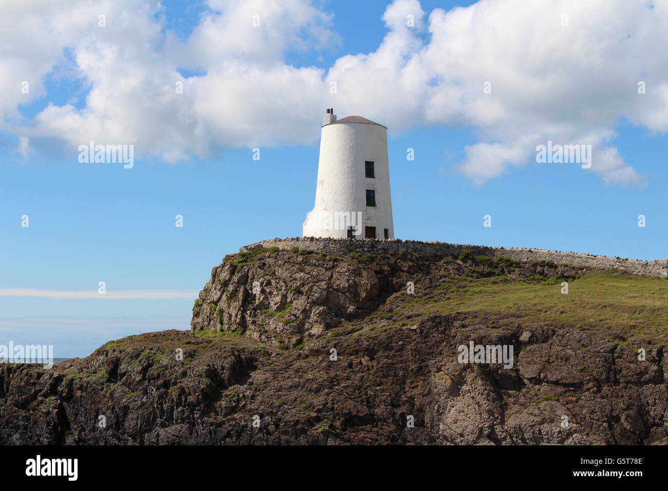 Faro di Isola di Llanddwyn, Newborough, Anglesey Foto Stock