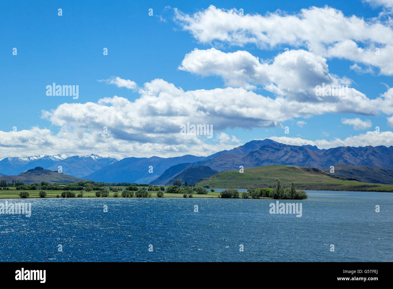 Vista sul lago di Dunstan in Cromwell, Isola del Sud, Nuova Zelanda Foto Stock