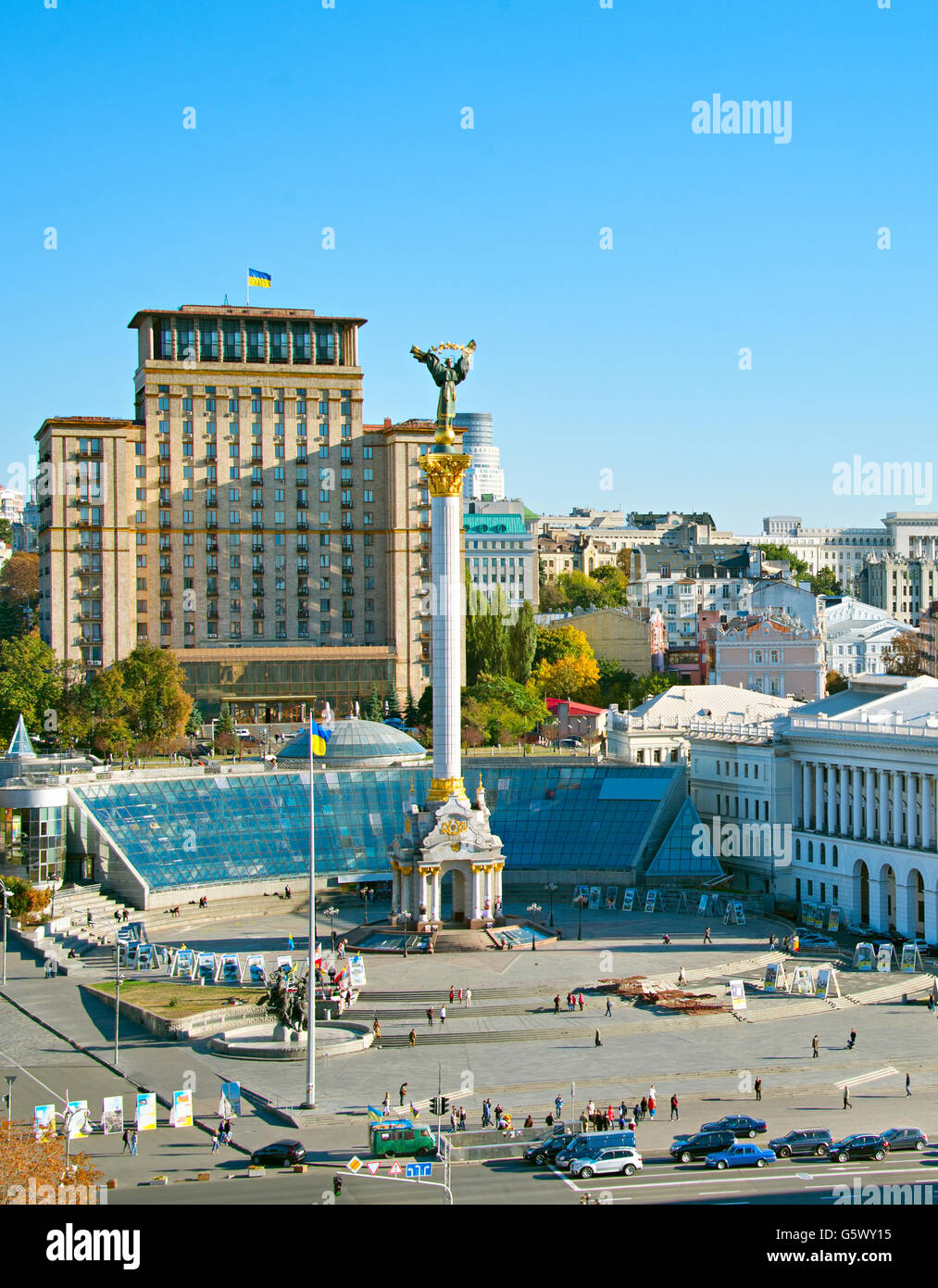 Piazza Indipendenza (Maidan Nezalezhnosti) a Kiev, Ucraina Foto Stock