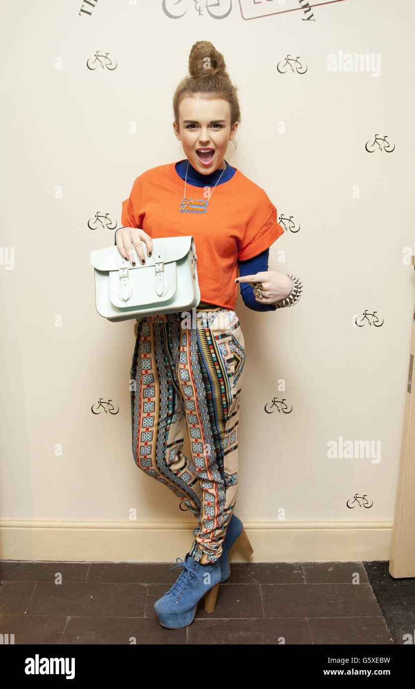 Lancio del negozio Cambridge Satchel Company. Tallia Storm alla festa di lancio della Cambridge Satchel Company per il loro primo negozio, a Covent Garden, Londra. Foto Stock