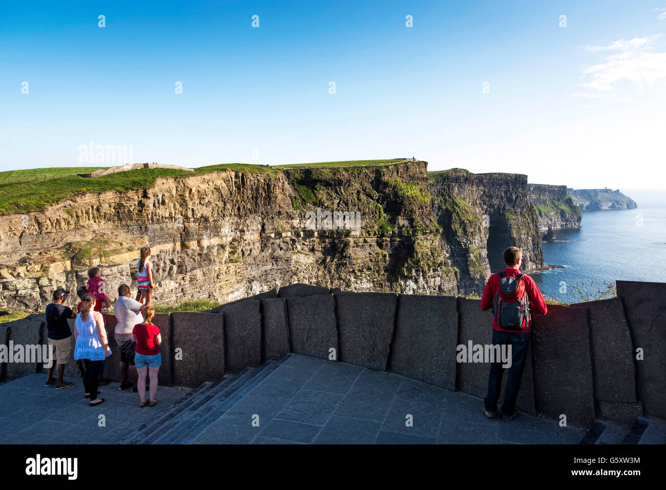 Scogliere di Moher Clare Irlanda Wild modo atlantico Foto Stock