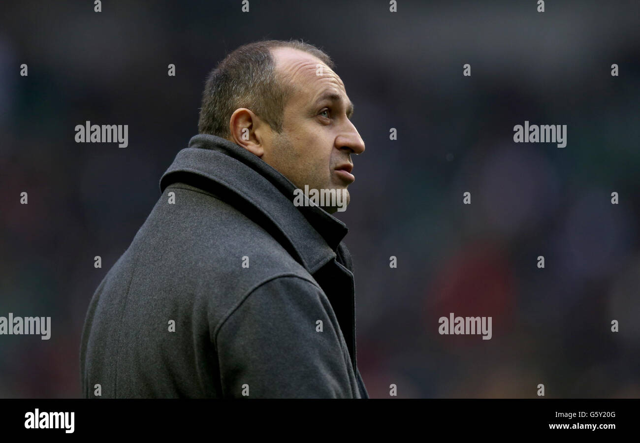 Rugby Union - RBS 6 Nations Championship 2013 - Inghilterra / Francia - Twickenham. La Francia coach Phillipe Saint Andre durante la partita delle sei Nazioni a Twickenham, Londra. Foto Stock