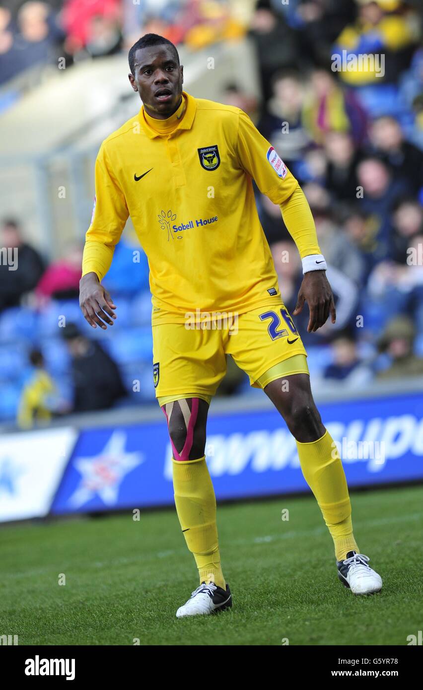 Oxford United, Liam Davis durante la partita della Npower Football League 2 al Kassam Stadium di Oxford. PREMERE ASSOCIAZIONE foto. Data immagine: Sabato 2 marzo 2013. Guarda la storia di calcio della PA Oxford. Il credito fotografico dovrebbe essere: Cavo PA. Foto Stock