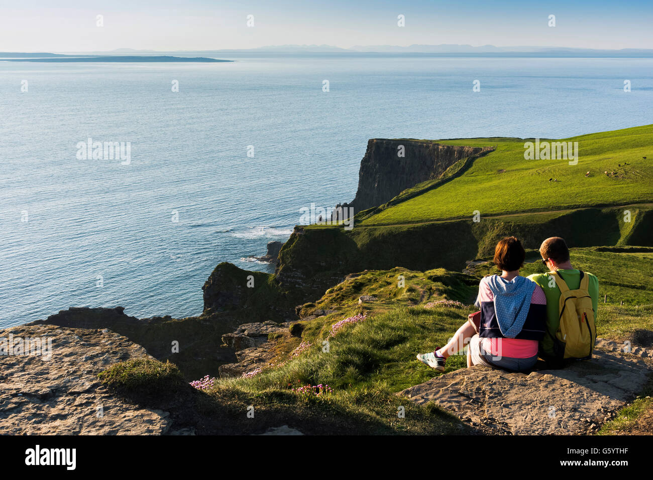 Scogliere di Moher Clare Irlanda Wild modo atlantico Foto Stock
