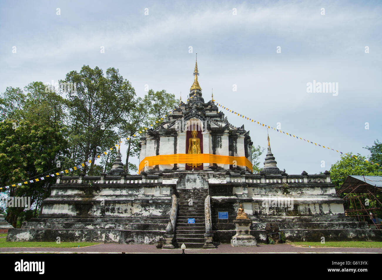 Il Wat Phra Yuen è tempio thailandese in Lamphun, Thailandia del Nord della Thailandia. Foto Stock