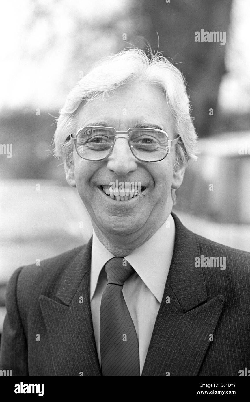 Politica - Darlington per elezione - Oswald 'Ossie' O'Brien Foto Stock