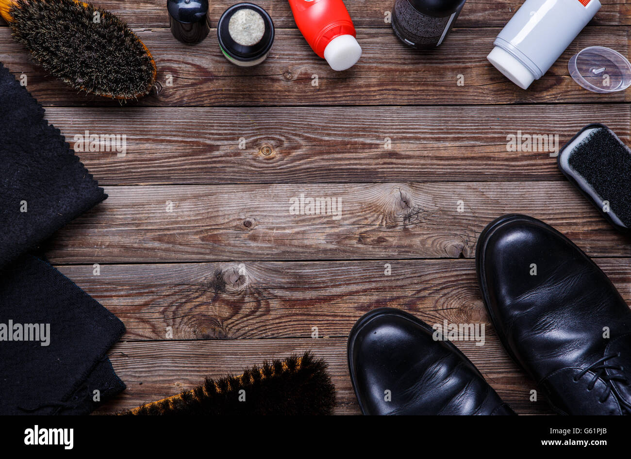 Spazzole, cera, scarpe, accessori Foto Stock