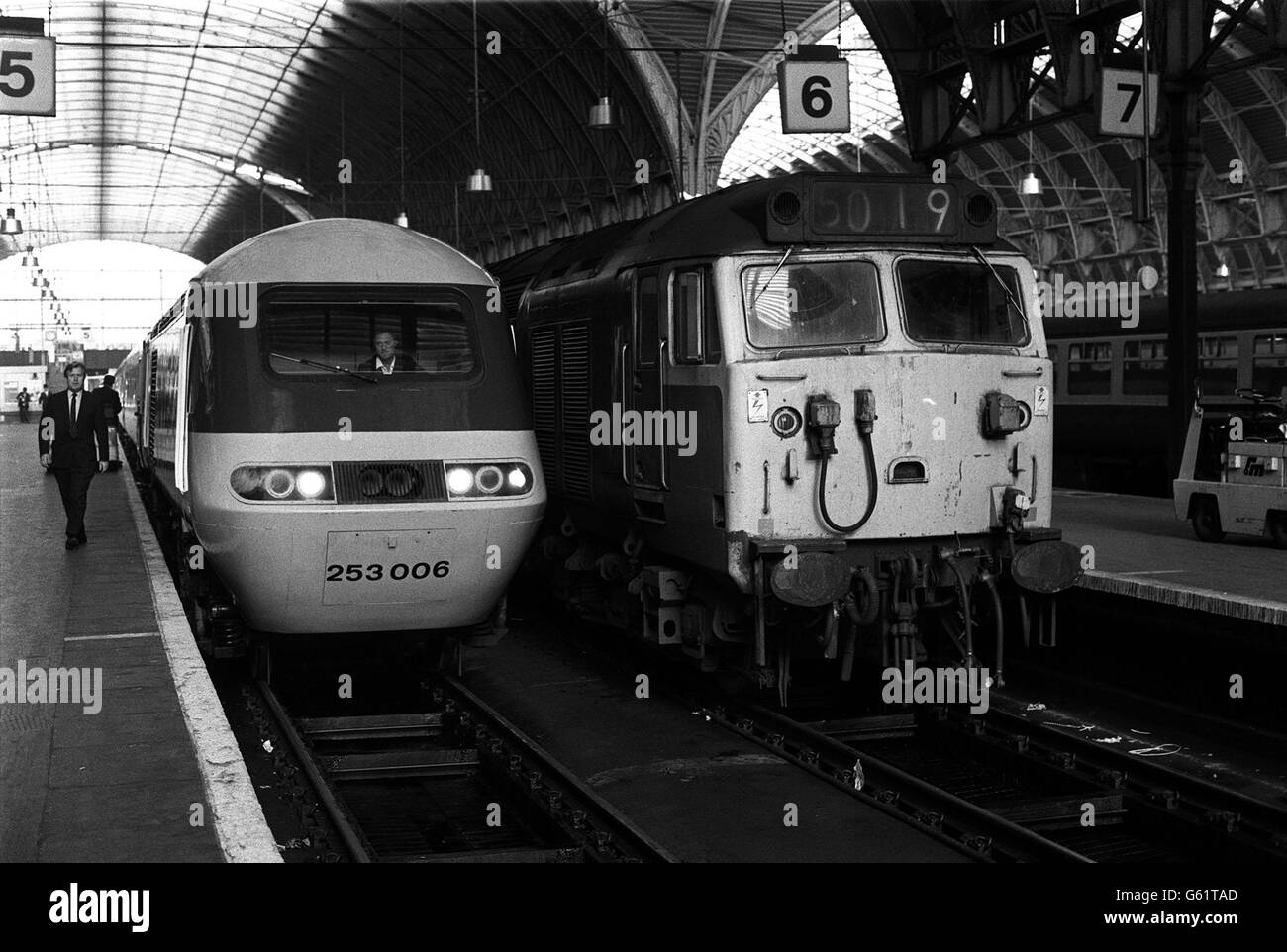 Nuovo Inter City train Foto Stock