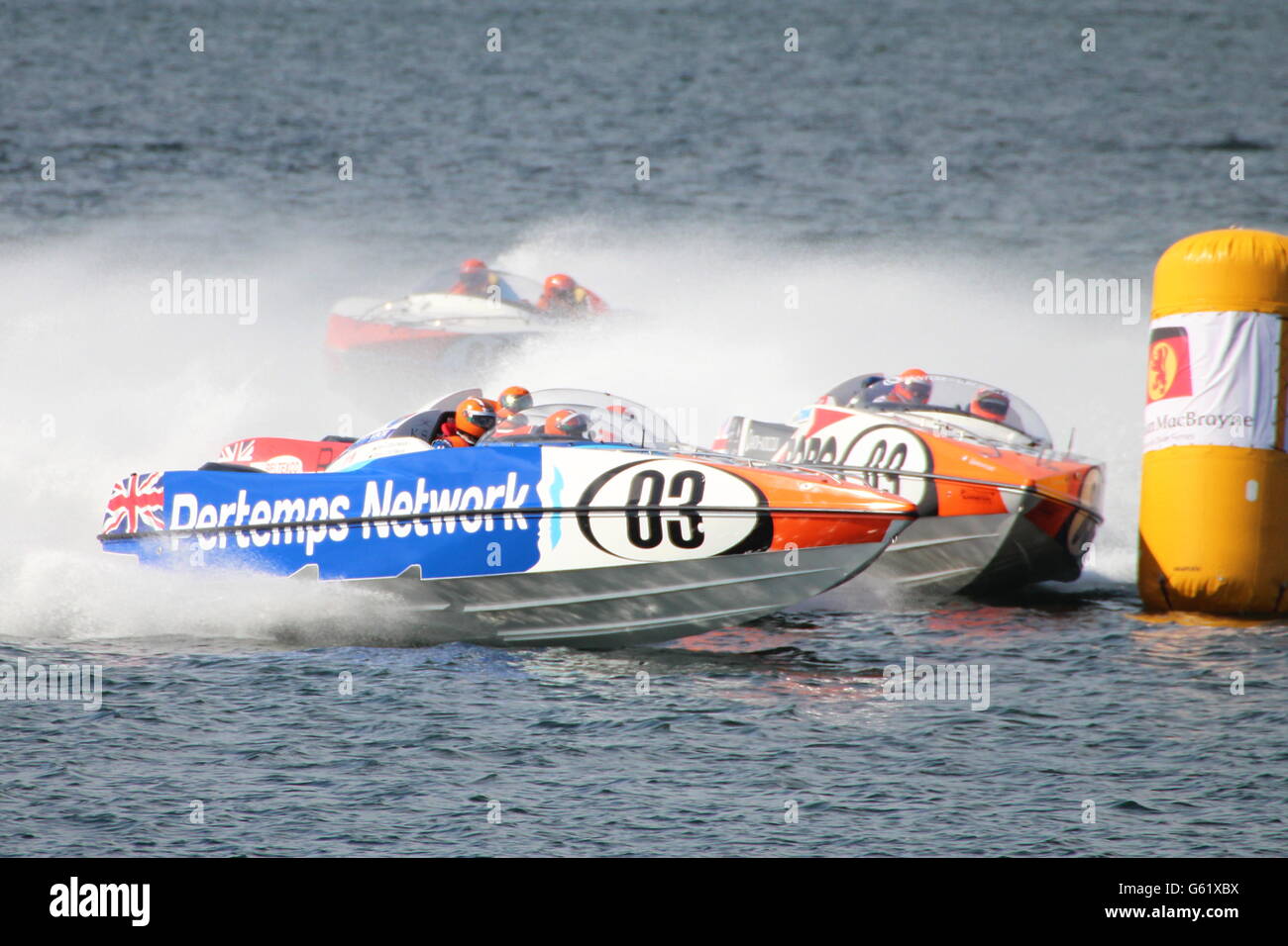 La rete Pertemps Team durante la cerimonia inaugurale Scottish Grand Prix del mare, tenutasi a Greenock sul Firth of Clyde. Foto Stock