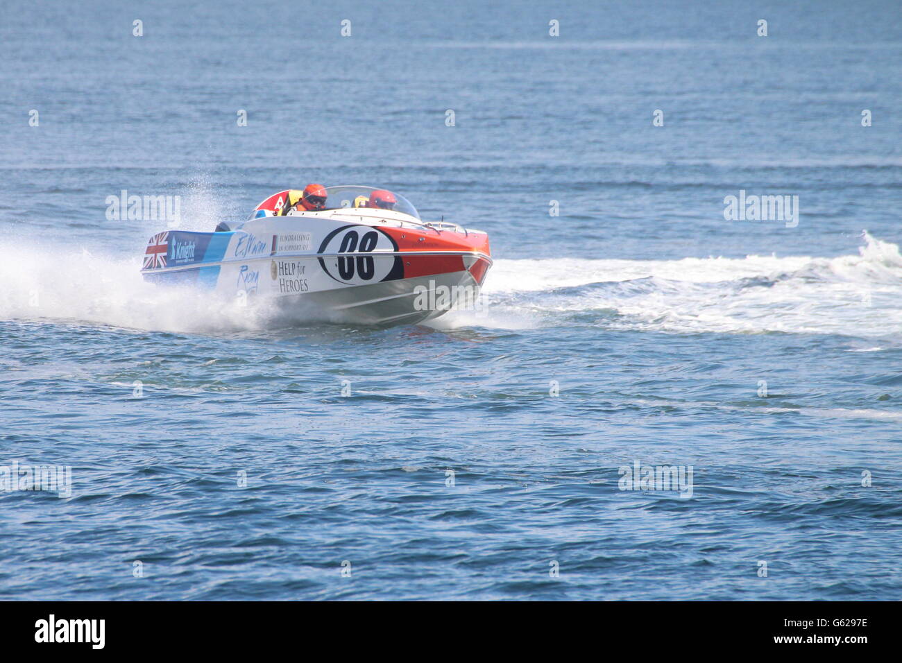 Il Marine e Racing Team durante la cerimonia inaugurale Scottish Grand Prix del mare, tenutasi a Greenock sul Firth of Clyde. Foto Stock