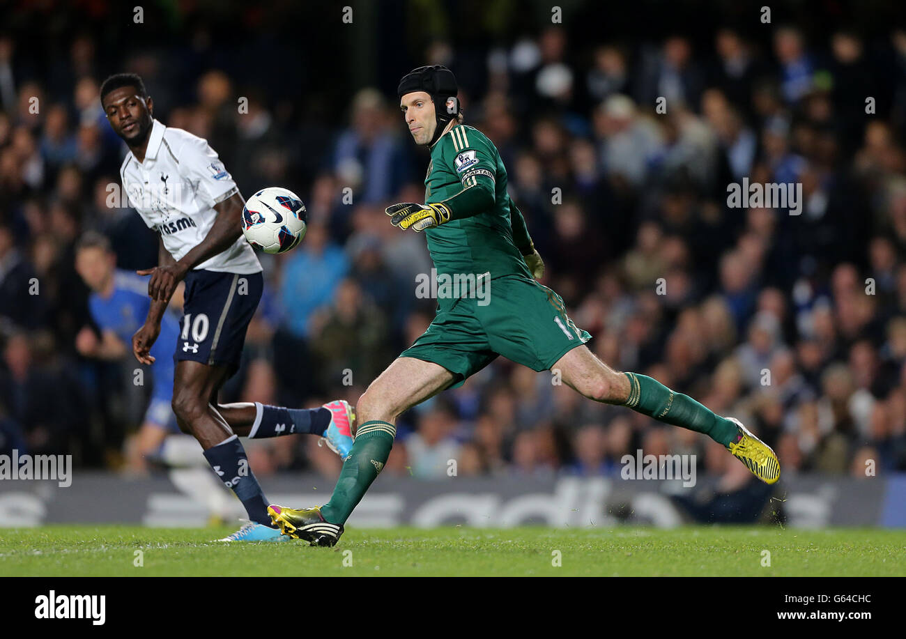 Calcio - Barclays Premier League - Chelsea v Tottenham Hotspur - Stamford Bridge. Petr Cech, Chelsea Foto Stock