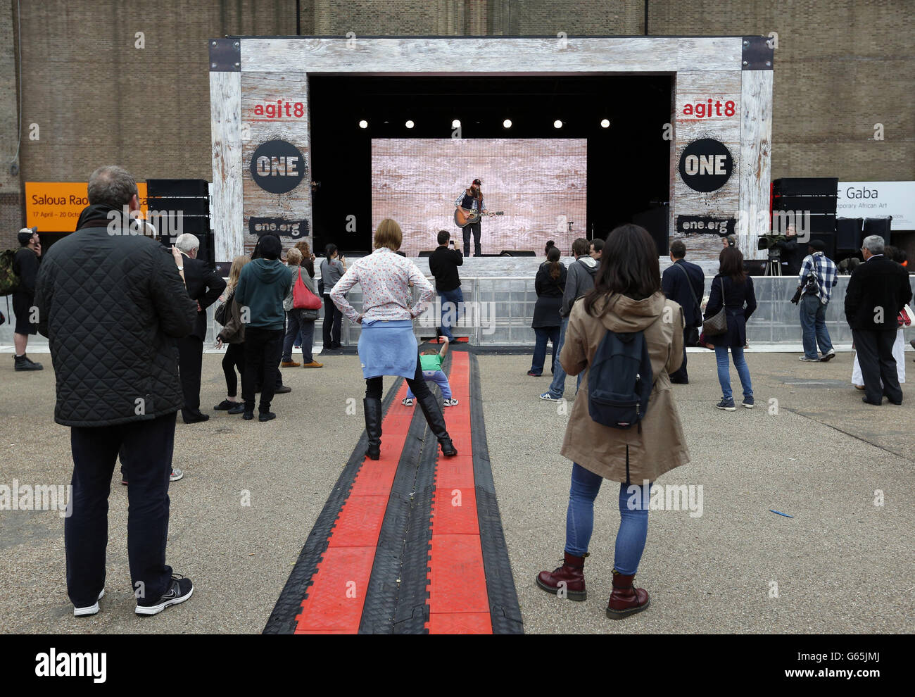 Agit8 in concerto - Londra Foto Stock