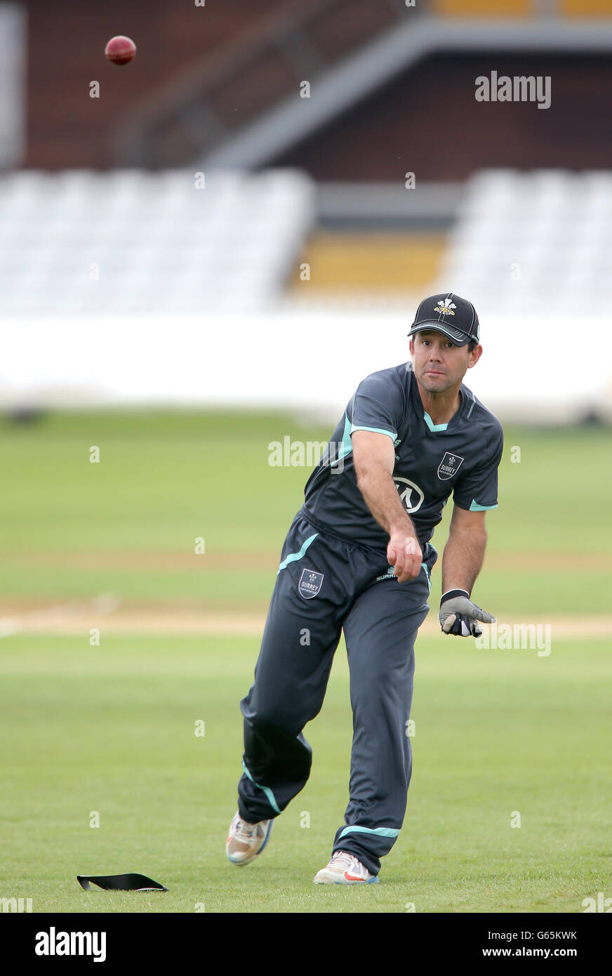 Cricket - LV= County Championship Division One - Giorno 1 - Derbyshire v Surrey - County Ground Foto Stock