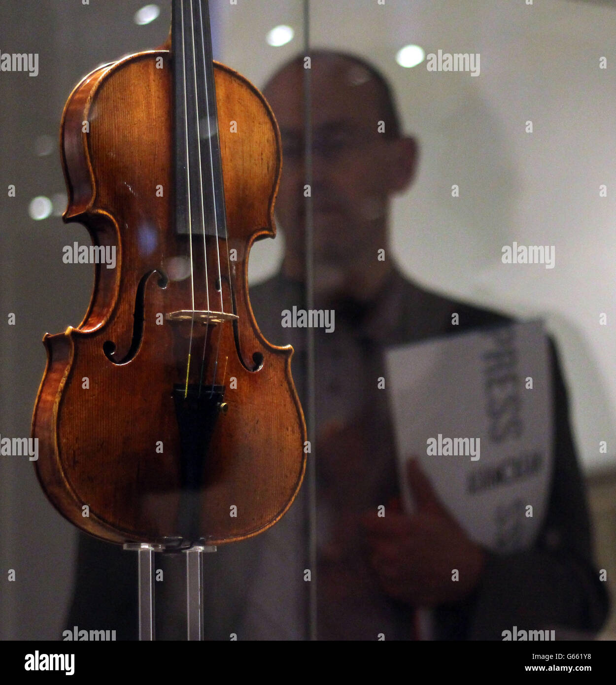 Violino Stradivarius alla nuova mostra Stradivarius al Museo Ashmolean di Oxford. Foto Stock